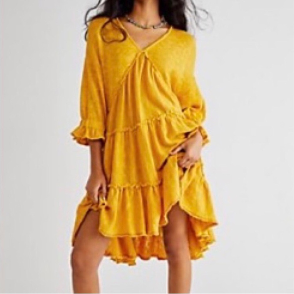 HP 🎉 Free People Ruffled Tiered Gold Dress in Honey Tea